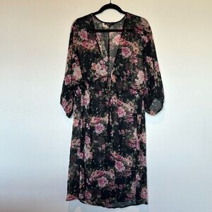 AMERICAN EAGLE: floral kimono, black, size M